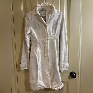 Costa Blanca woman’s trench coat